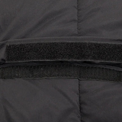 détail chancelière bébé gris - grand froid