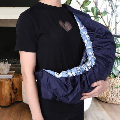 porter bébé dans écharpe de portage